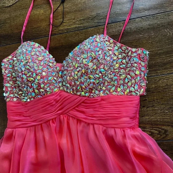 Dave and Johnny Mini dress - Picture 3 of 9